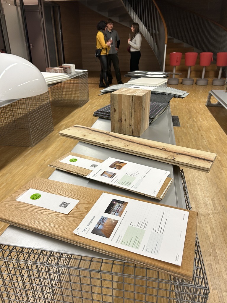 Product cards for the products in Vallila.